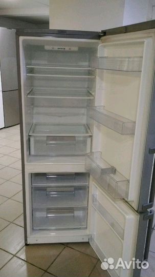 Холодильник LG