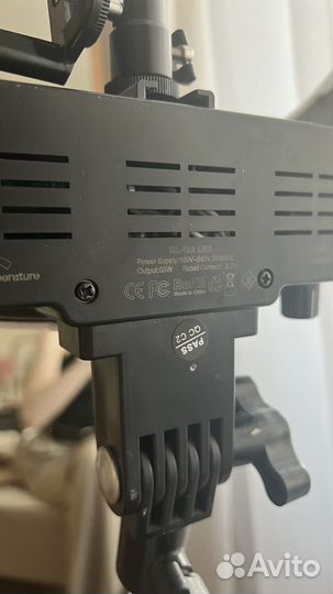 Кольцевая лампа для визажиста