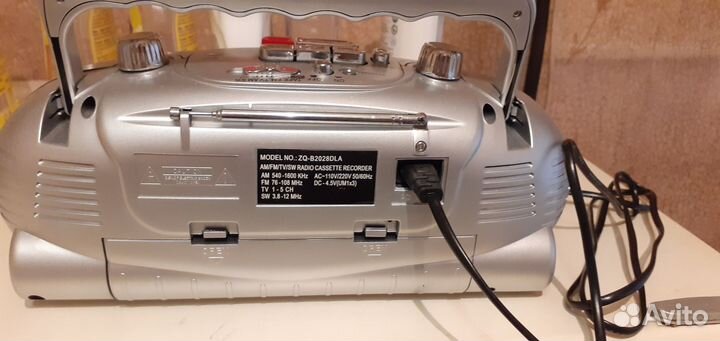 Кассетный магнитофон