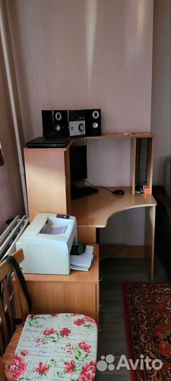 Компьютерный стол