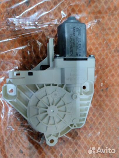 Мотор стеклоподъемника Audi A4 Iv B8 cdnb 2012