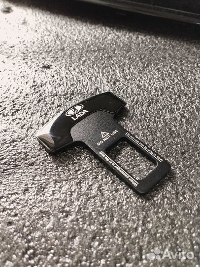 Заглушка ремня безопасности LADA