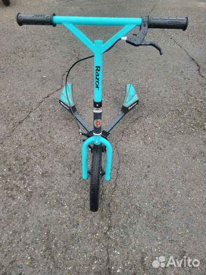 Самокат - тридер razor deltawing трёхколёсный