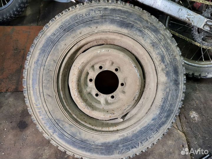 Запасное колесо