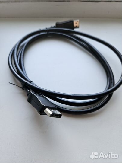 Кабель DisplayPort
