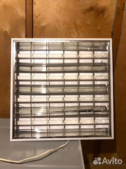 Светильник потолочный