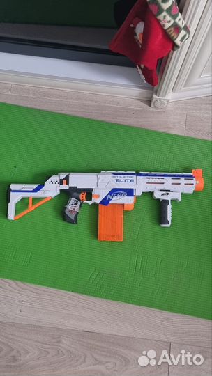 Игровое оружие Nerf с патронами