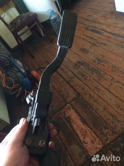 Чери тиго т-11 вортекс тинго 1.8 педаль газа