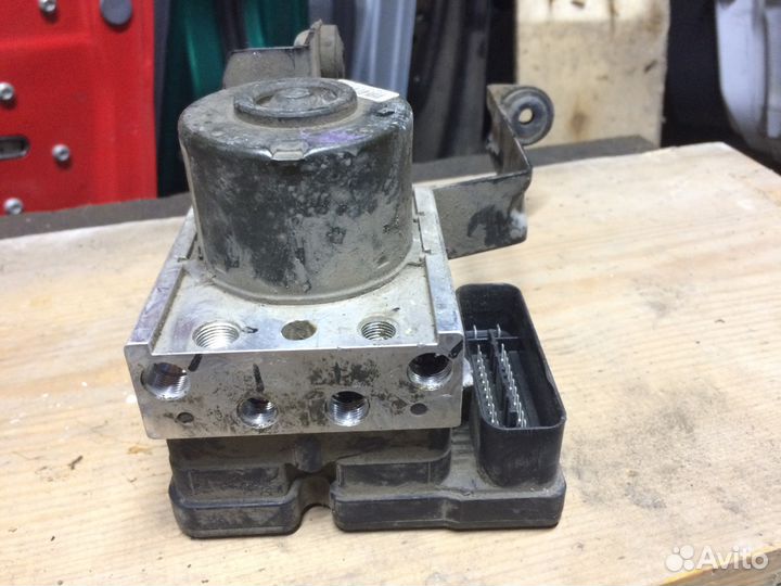 Блок ABS Ford Focus 2