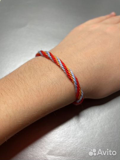 Фенечка женская