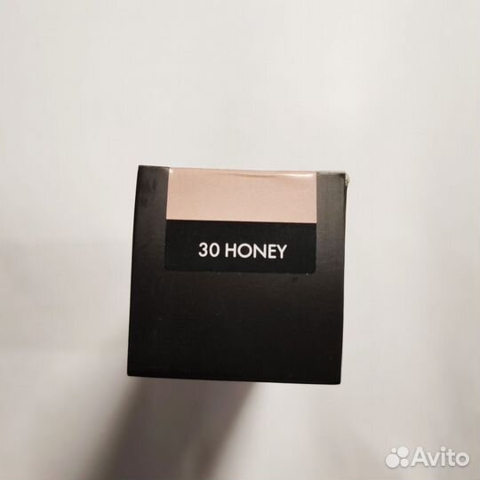 Тональное средство Elian Медовый 35 мл