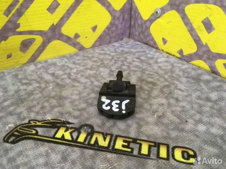 Форсунка омывателя стекла Ниссан Теана Teana J32