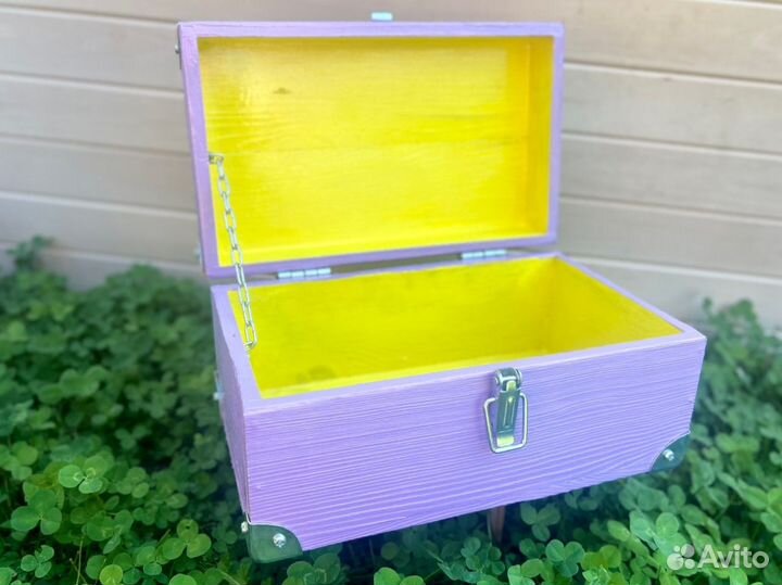 Шкатулка сундучок