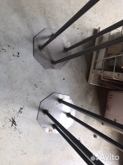 Стойки для оформления