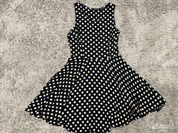 Платье в горох m