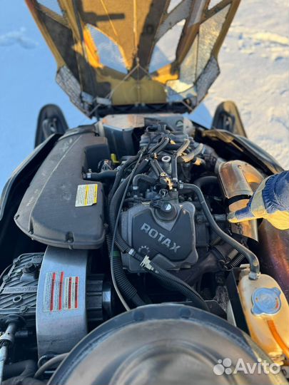 Продам BRP SkiDoo Expedition TUV V-1300