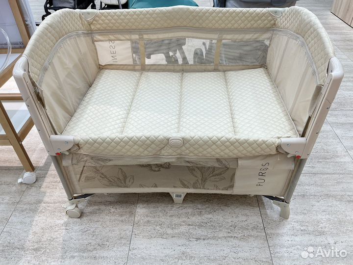 Детская кровать манеж