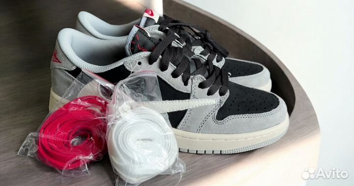 Nike SB Travis Scott 26.5 и 28см