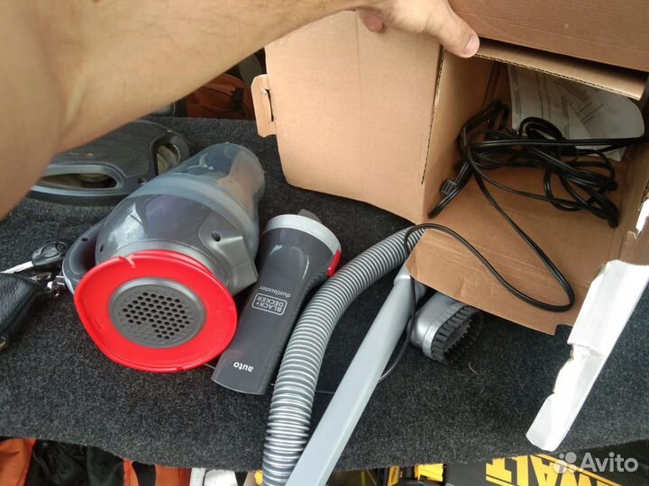 Пылесос автомобильный black+decker ADV1200-XK, сер