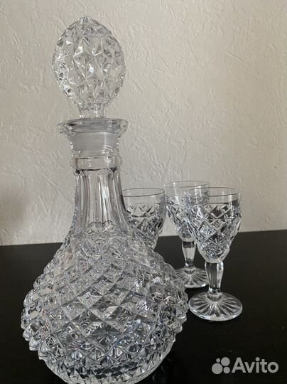Графин- штоф и 6 фужеров богемия