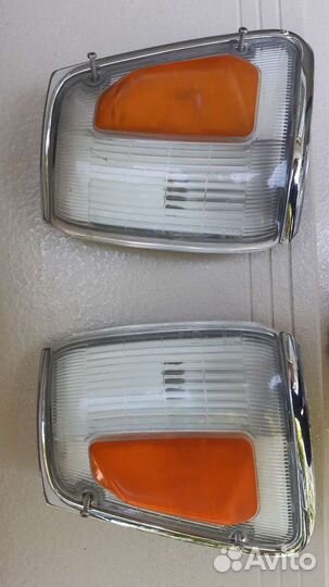 Поворотник Toyota 4Runner Hilux surf