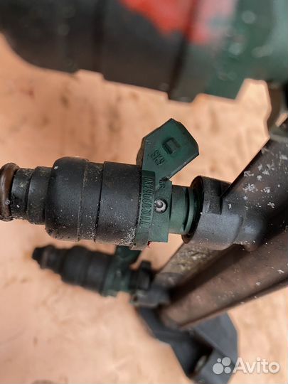 Форсунка vag 037906031aa