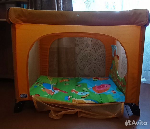 Манеж детский складной