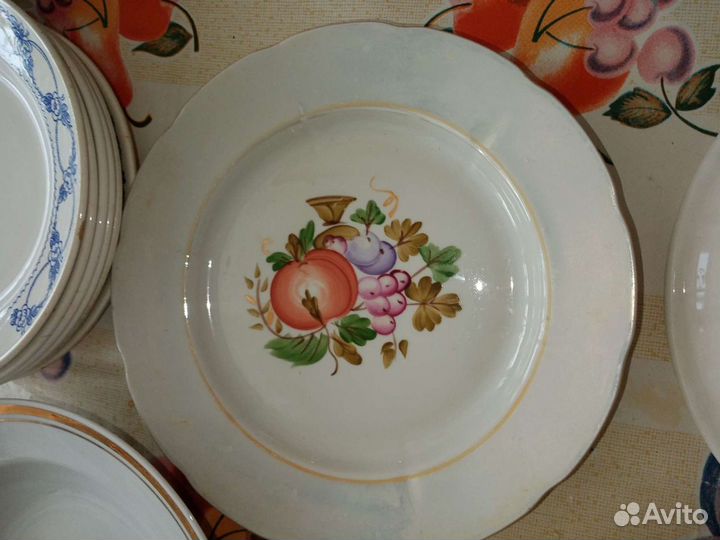 Вазочки для салатов и тарелки