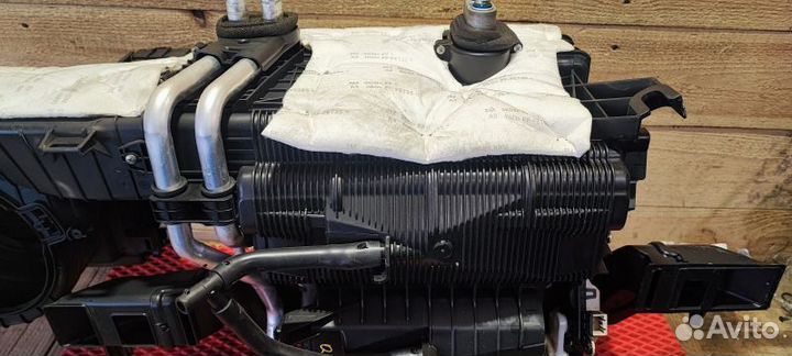 Корпус отопителя Kia Quoris