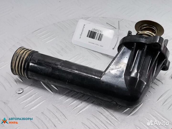 Корпус термостата BMW 3 E36 1994 11531739755