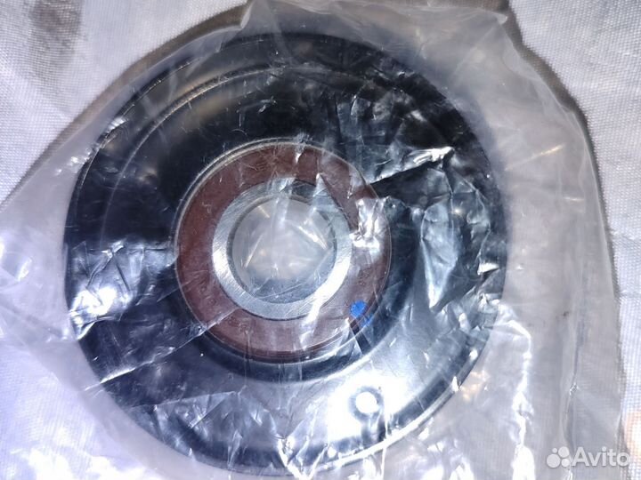 Ролик натяжной