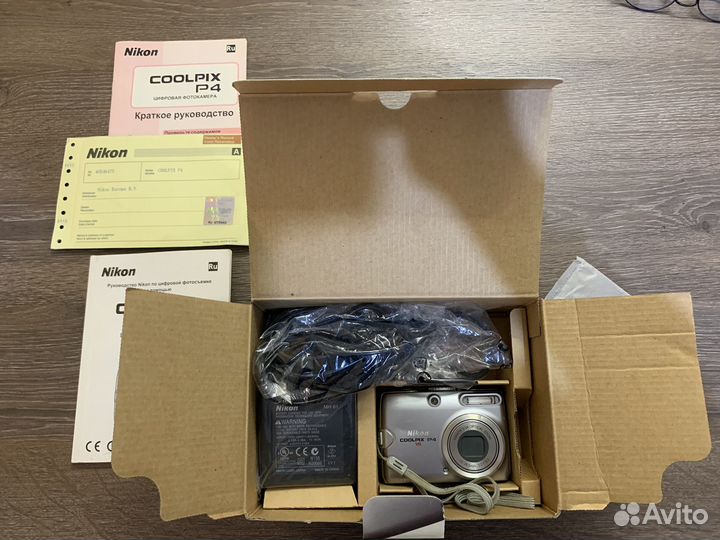 Компактный фотоаппарат Nikon Coolpix p4 vr