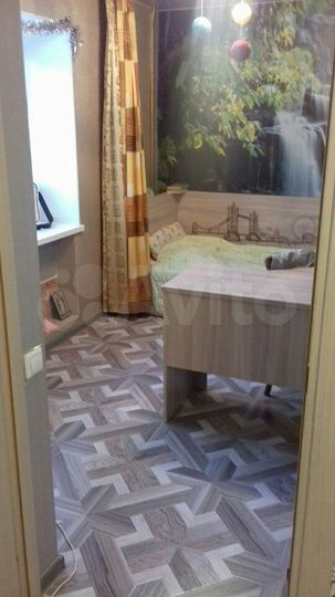 4-к. квартира, 64 м², 2/5 эт.