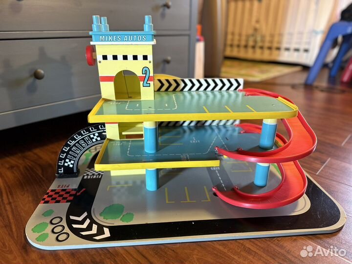 Гараж парковка Le Toy Van дерево