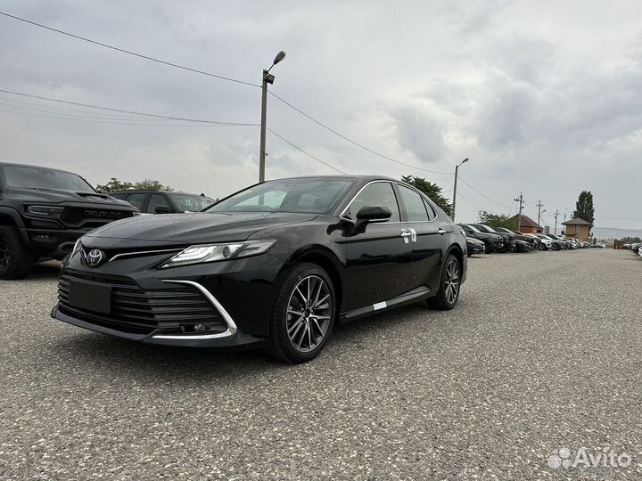 Toyota Camry, 2023