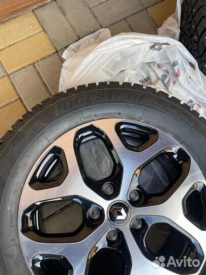 Колёса в сборе Bridgestone blizzak spike-02