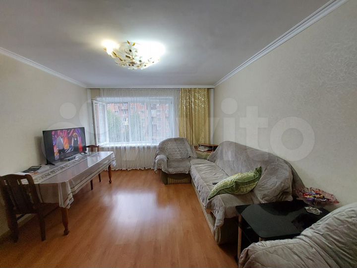 4-к. квартира, 86 м², 3/7 эт.