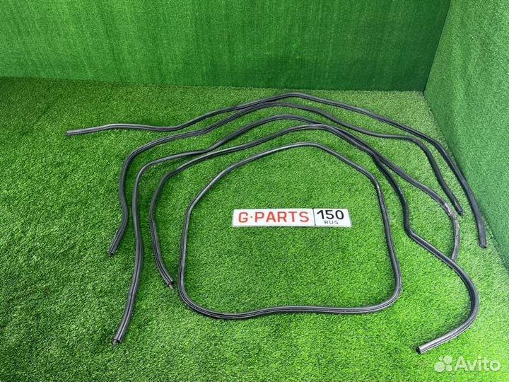 Уплотнительная резинка двери багажника Bmw 1 E87