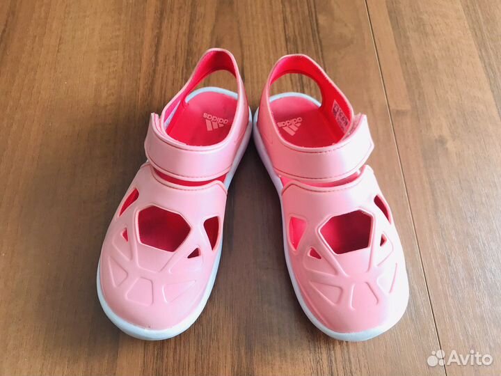 Летние сандали Adidas