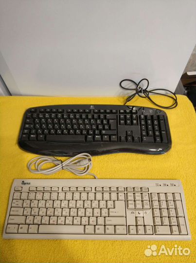 Клавиатура PS/2. 2 штуки