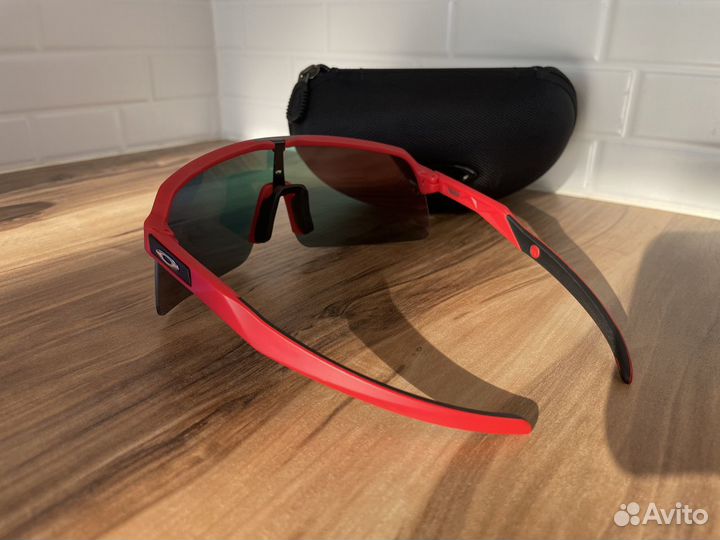 Oakley Sutro Lite спортивные солнцезащитные очки