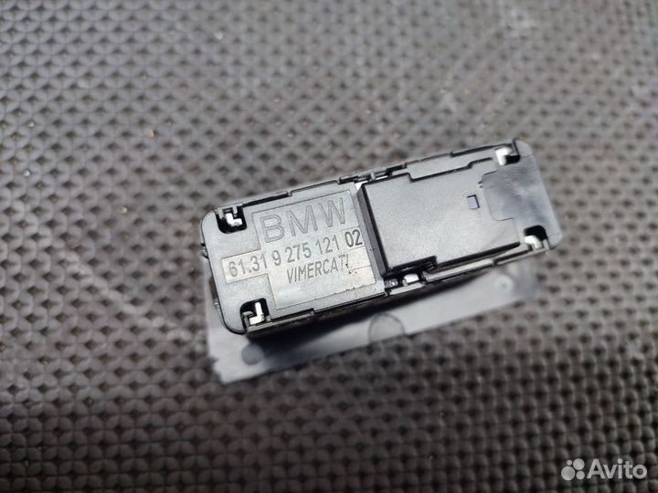 Кнопка открытия багажника для BMW 5 F10/F11/GT F07