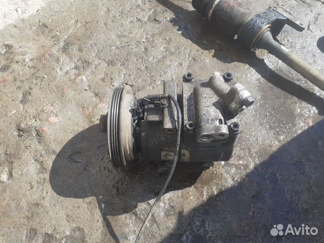 Компрессор кондиционера Kia Spectra