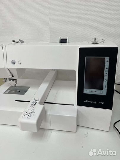 Швейная машина