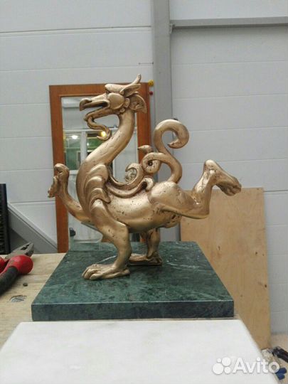 Дракон статуэтка