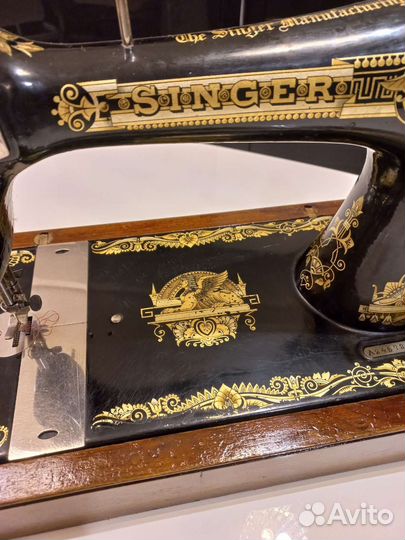 Швейная машина Singer