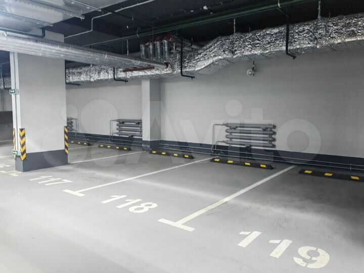 Машиноместо, 14 м²