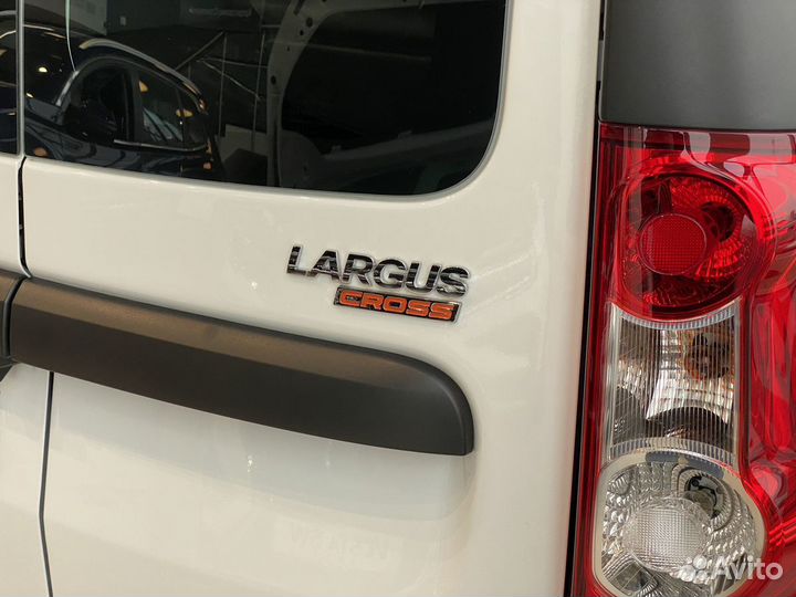 ВАЗ Largus Cross 1.6 МТ, 2025