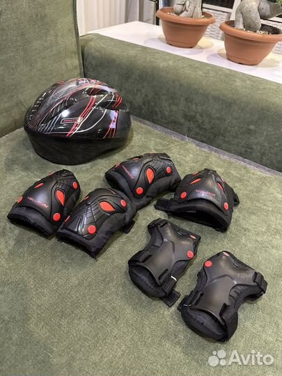 Набор детской защитной экипировки Reaction