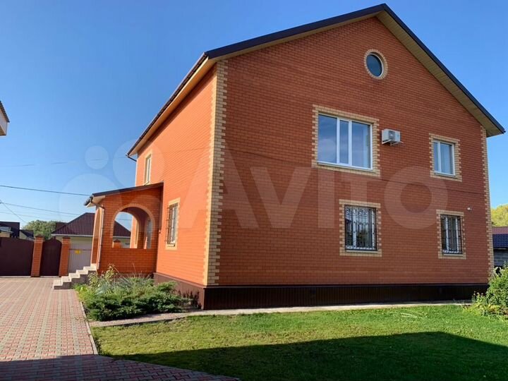 Дом 206,5 м² на участке 10 сот.